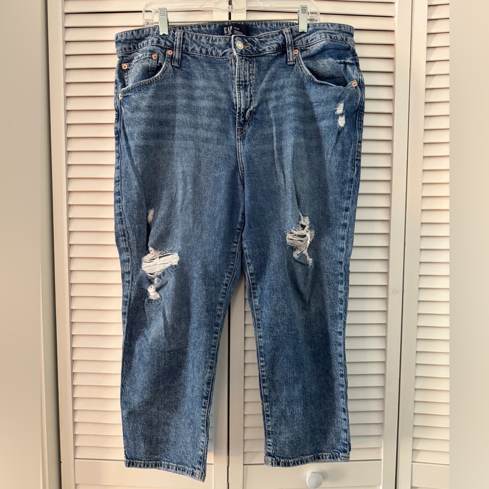 GAP Universal Slim Boyfriend Jeans in Classic Blue